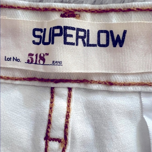 LEVI’S SUPERLOW CAPRI JEAN - Picture 7 of 11